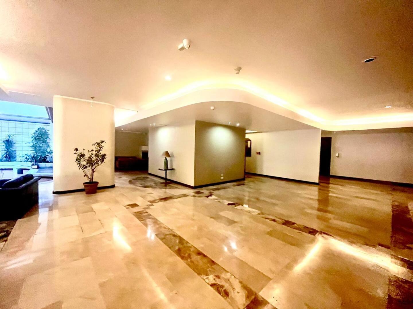 1420 Lujosa Habitacion - Hotel Akros Quito Ngoại thất bức ảnh